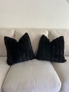Set of 2 Plush Black Faux Fur Throw Pillows